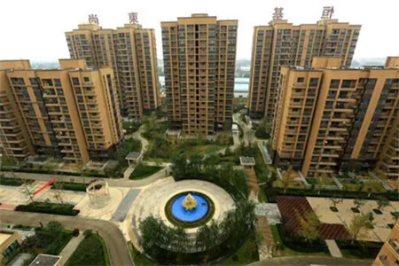 正大文苑3室2厅1卫90㎡，带车库